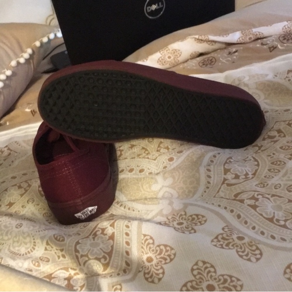 All maroon vans 🤪🤪TRADE ONLY🤪🤪